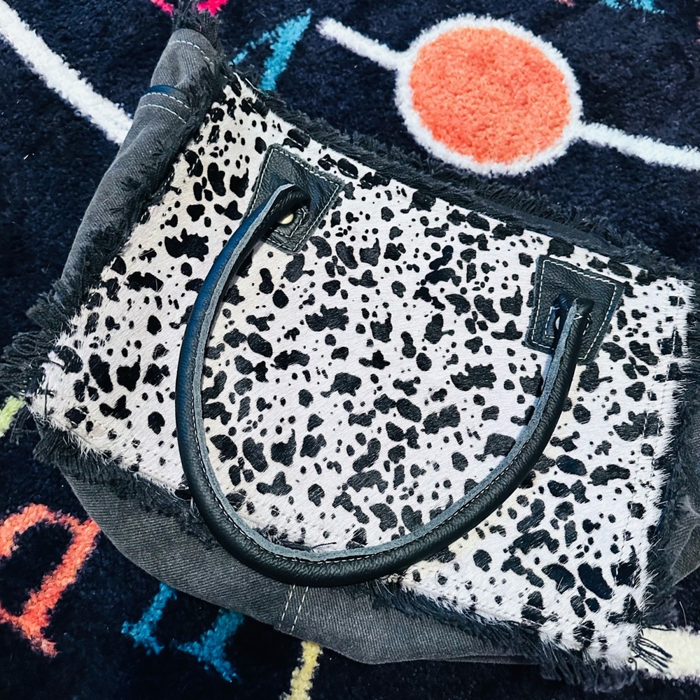 Myra small tote